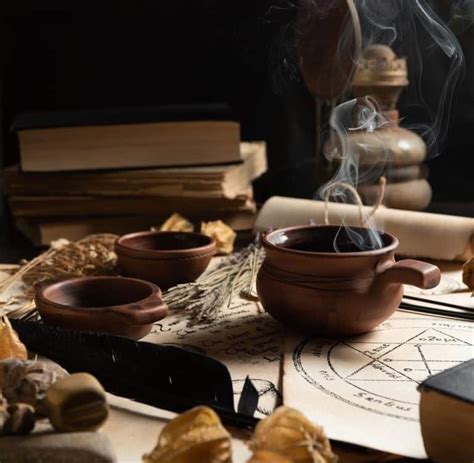 The Witch's Grimoire: A Guide to Witchcraft and Conjuring Rituals